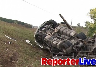 Accident intre autocar si doua tiruri pe Valea Oltului 29 octombrie 2012